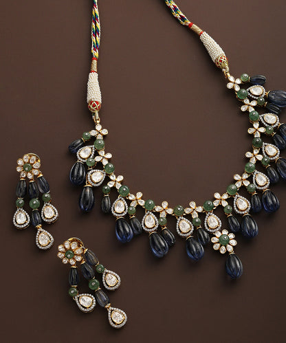 Farwah_Moissanite_Polki_And_Emeralds_Pure_Silver_Necklace_Set_WeaverStory_05