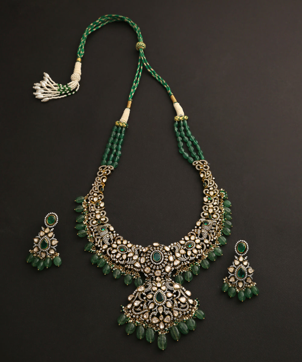 Handcrafted_Alize_Pure_Silver_Necklace_Set_With_Moissanite_Polki_And_Emeralds_WeaverStory_02
