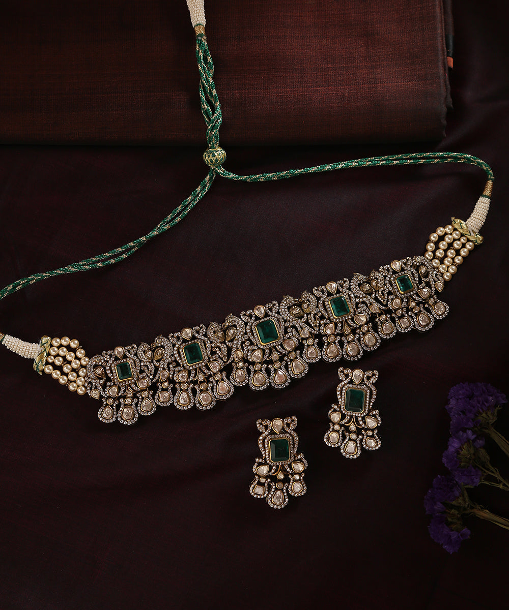 Falak_Necklace_Set_With_Swarovski_And_Emeralds_Handcrafted_in_Pure_Silver_WeaverStory_01