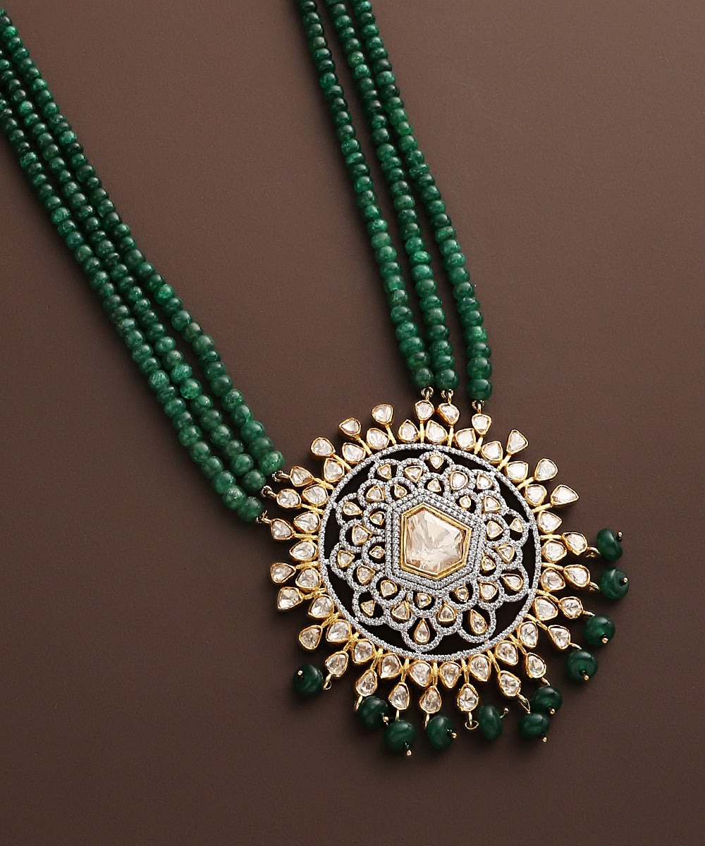 Humaida_Moissanite_Polki_Pure_Silver_Necklace_With_Emeralds_WeaverStory_03
