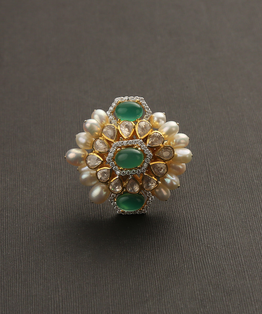 Jayde_Handcrafted_Pure_Silver_Ring_With_Emeralds_And_Moissanite_Polki_WeaverStory_03