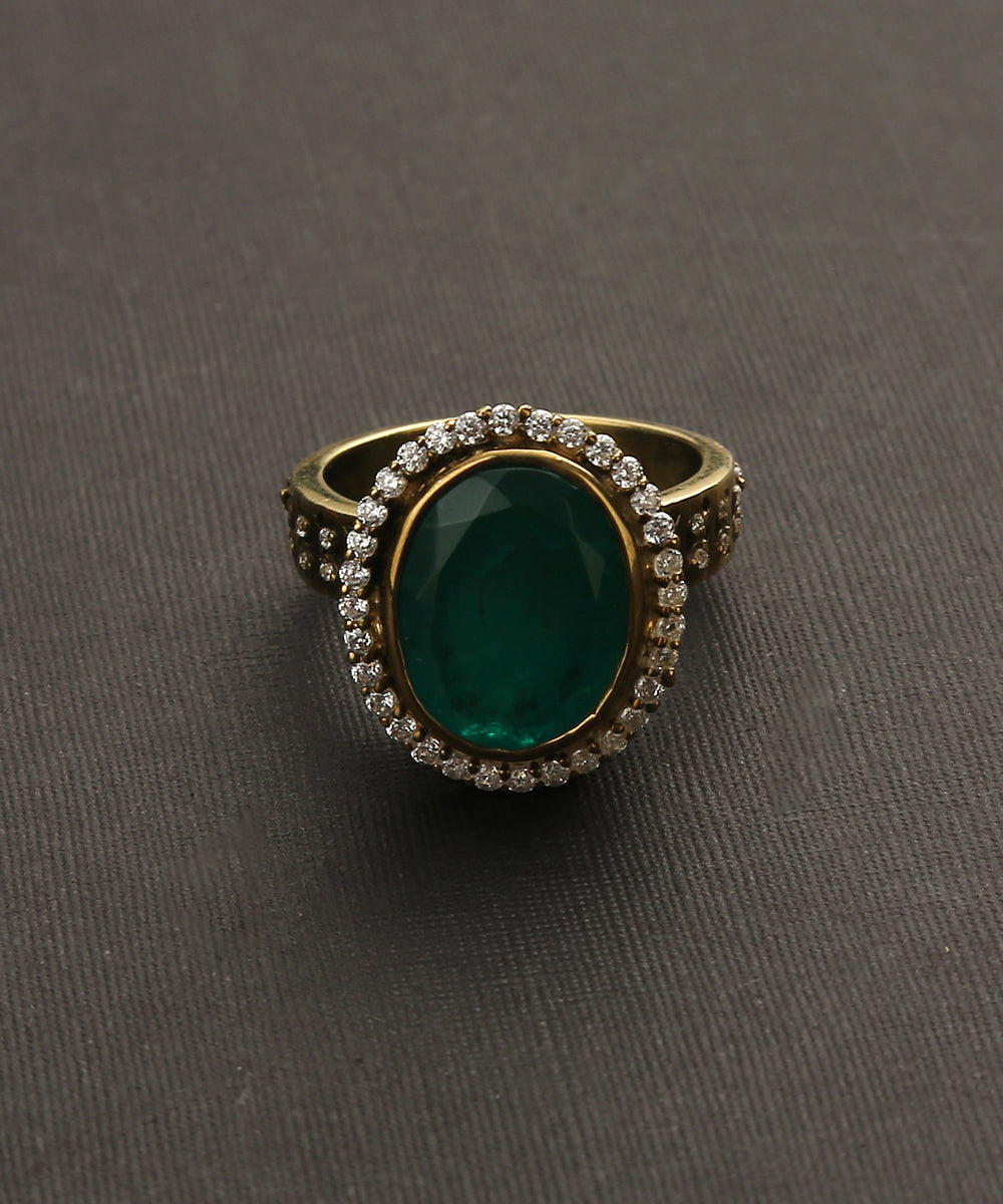 Aagam_Handcrafted_Pure_Silver_Emerald_Ring_WeaverStory_02