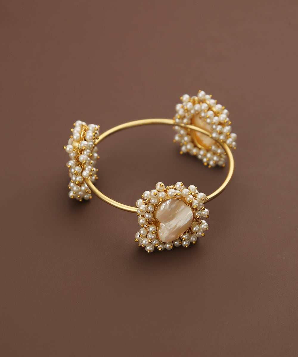 Aliah_Handcrafted_Bangle_With_Pearls_WeaverStory_02
