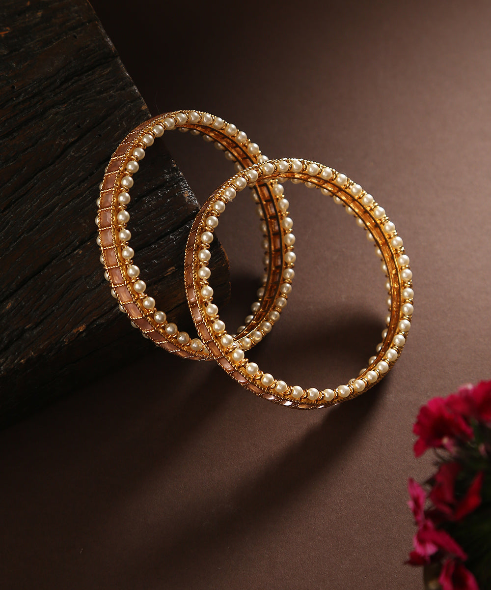 Aamani_Handcrafted_Bangle_With_Stones_And_Pearls_WeaverStory_01