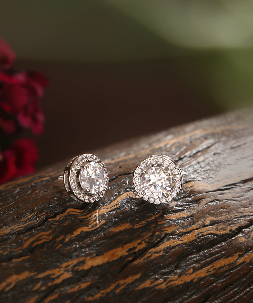 Iqra_Handcrafted_Stud_Earrings_With_Semi_Precious_Stones_WeaverStory_01