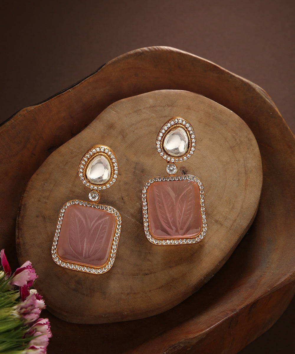 Ishama_Handcrafted_Earrings_With_Moissanite_Kundan_And_Semi_Precious_Stones_WeaverStory_01