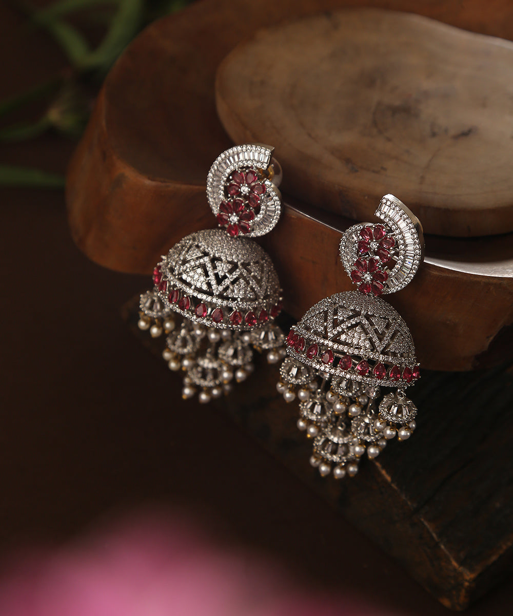 Kabeesha_Handcrafted_Earrings_With_Ruby_And_Pearls_WeaverStory_01