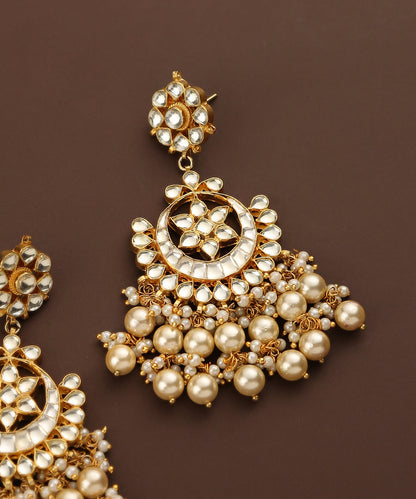 Shanum_Handcrafted_Earrings_With_Moissanite_Kundan_And_Pearls_WeaverStory_03