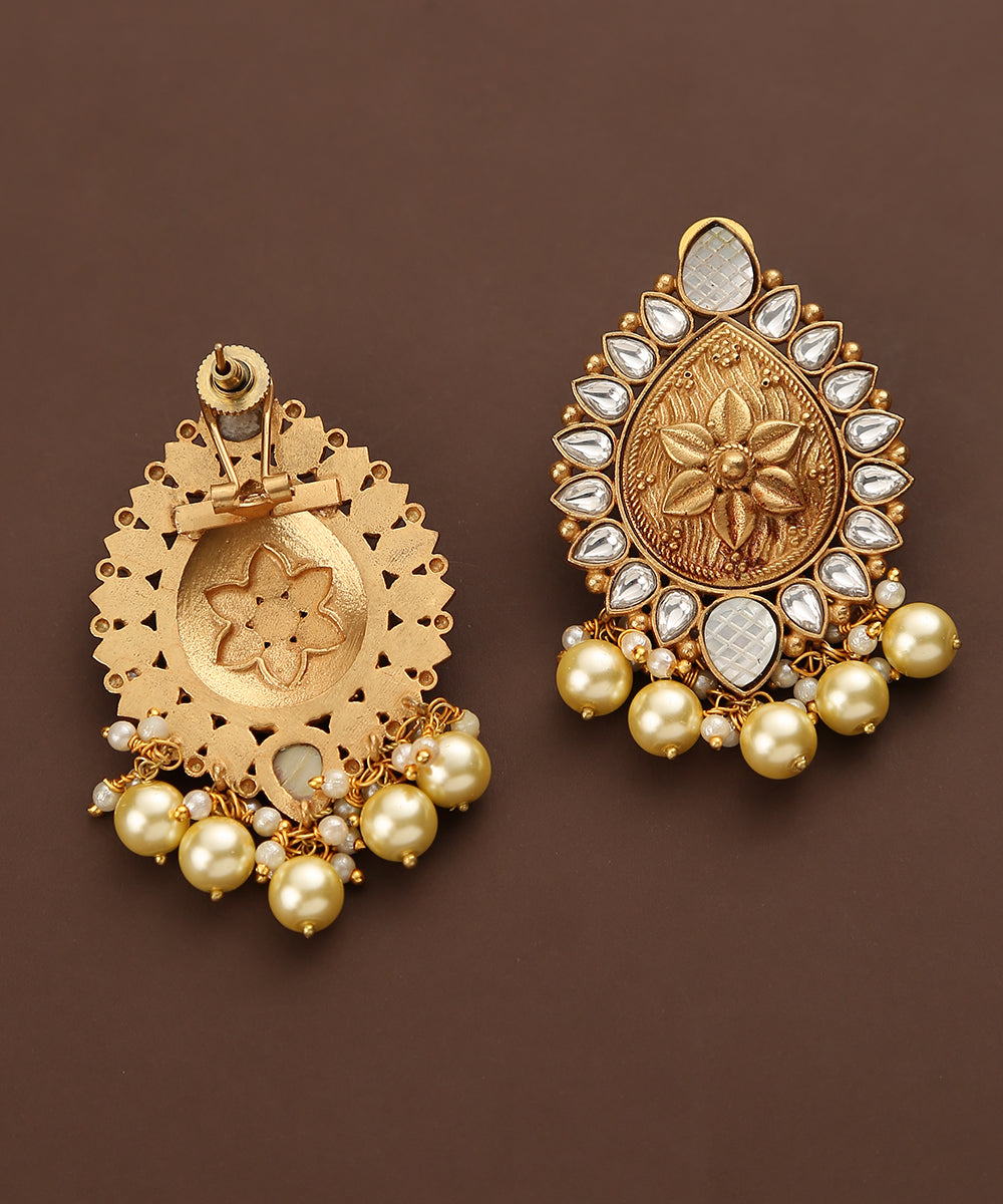 Shazfa_Handcrafted_Earrings_With_Moissanite_Kundan_And_Pearls_WeaverStory_03
