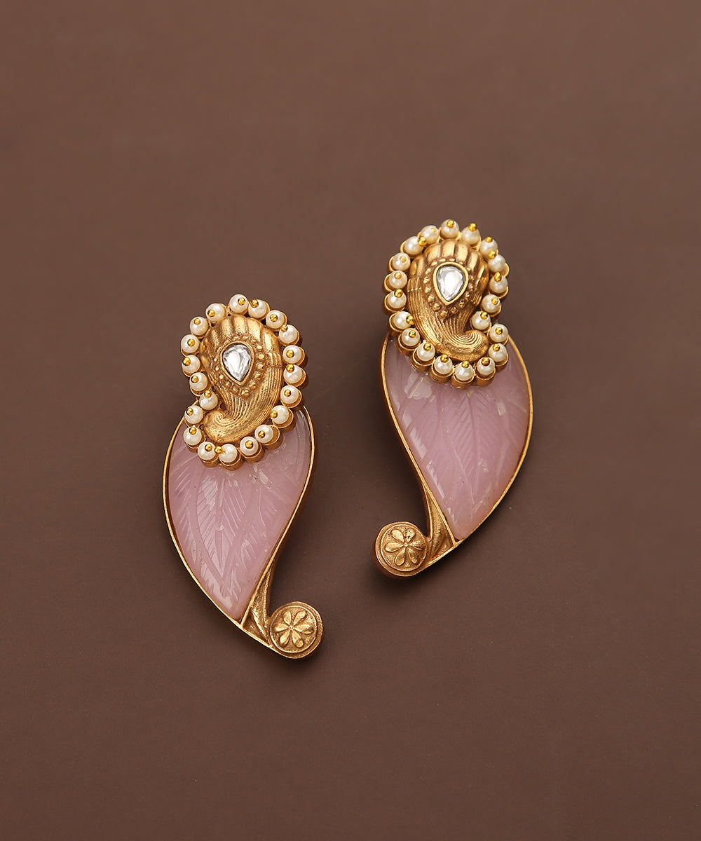 Aabis_Handcrafted_Earrings_With_Moissanite_Kundan_And_Pearls_WeaverStory_02
