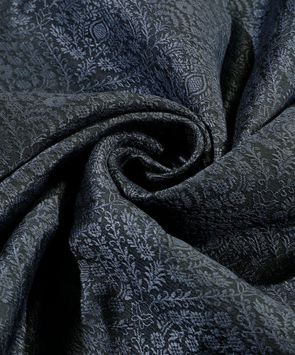 Handloom_Dark_Blue_Menswear_Satin_Silk_Tanchoi_Kurta_And_Cotton_Silk_Pants_Fabric_WeaverStory_05