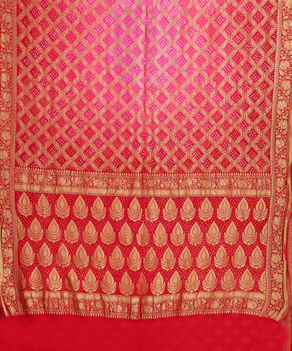 Red_And_Pink_Handloom_Pure_Georgette_Bandhani_Saree_With_Zari_WeaverStory_03