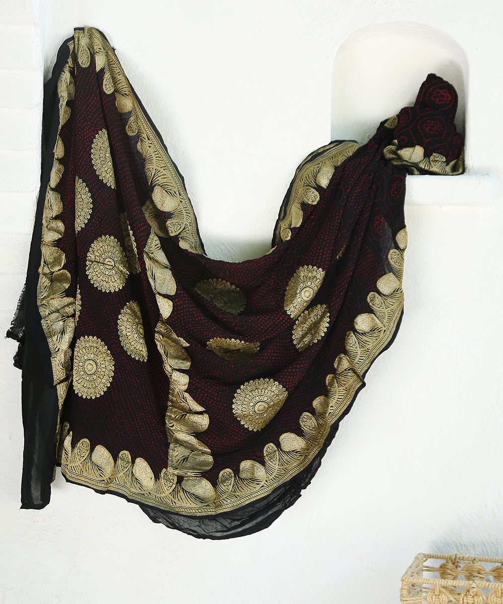 Coke_Brown_Handloom_Pure_Gajii_Silk_Bandhani_Saree_With_Zari_Border_And_Boota_WeaverStory_01