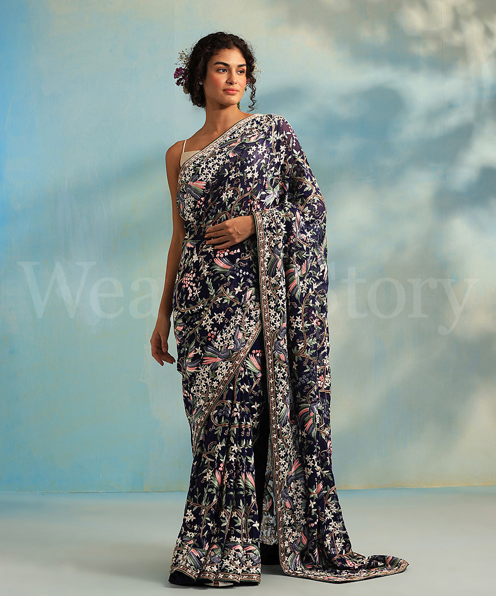 Blue_Handloom_Crepe_Parsi_Gara_Saree_With_All_Over_Floral_Jaal_WeaverStory_02