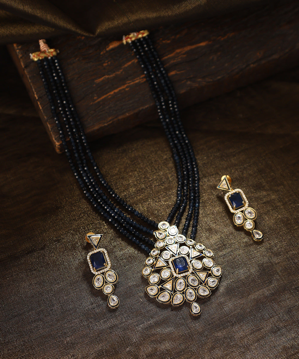 Trilaki_Handcrafted_Sapphire_Bead_Necklace_Set_With_Kundan_WeaverStory_01