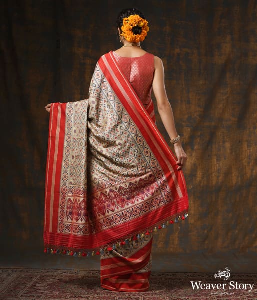 Handwoven_Grey_Meenakari_Banarasi_Patola_with_Silk_Borders_WeaverStory_02